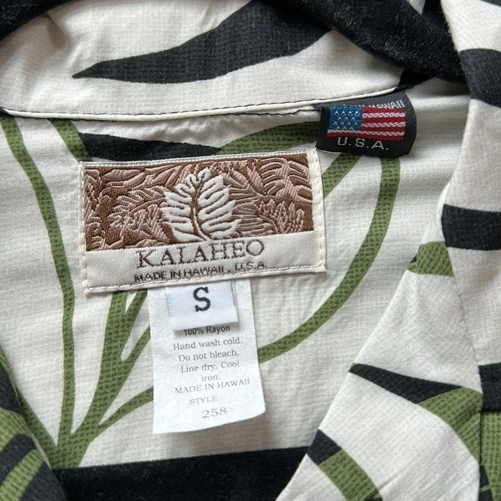 Kalaheo made in Hawaii USA Hawaiian shirt SZ S-L